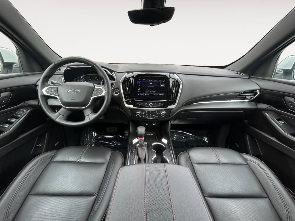 Used 2023 Chevrolet Traverse RS image 14