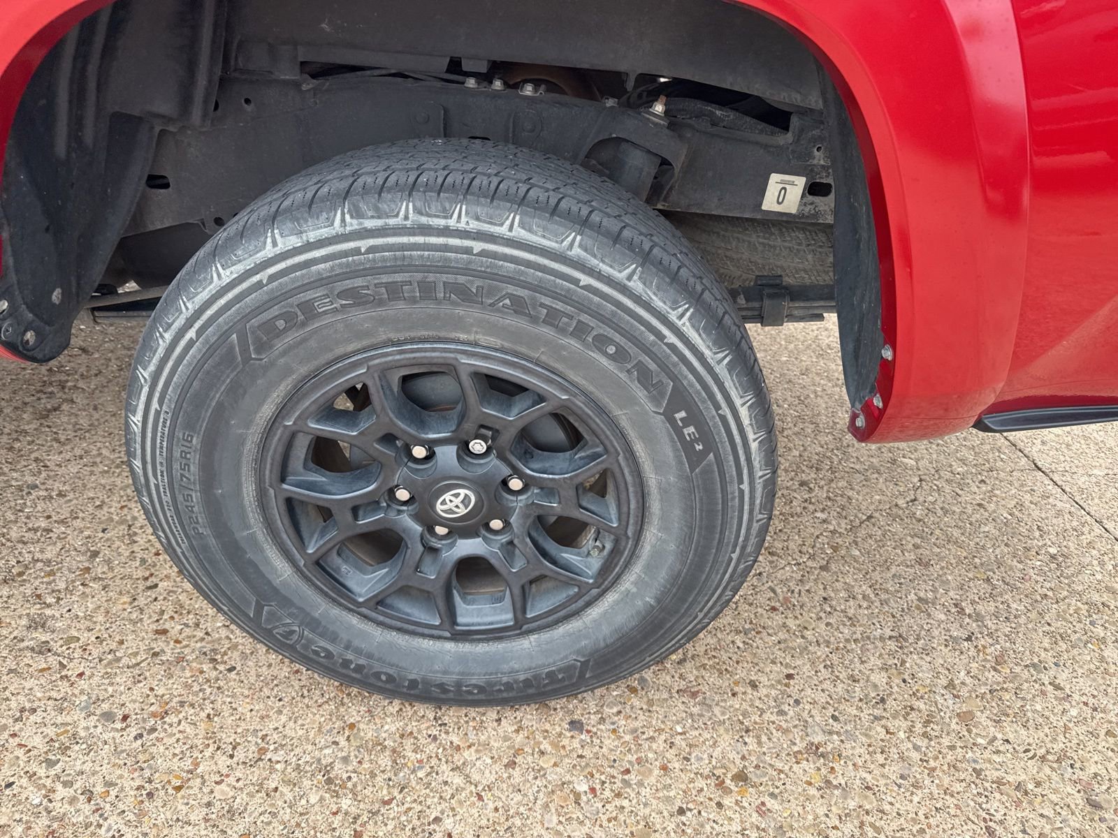 Used 2021 Toyota Tacoma SR5 RWD image 11