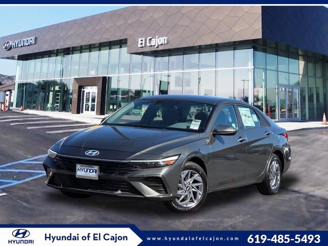 New 2025 Hyundai Elantra Blue