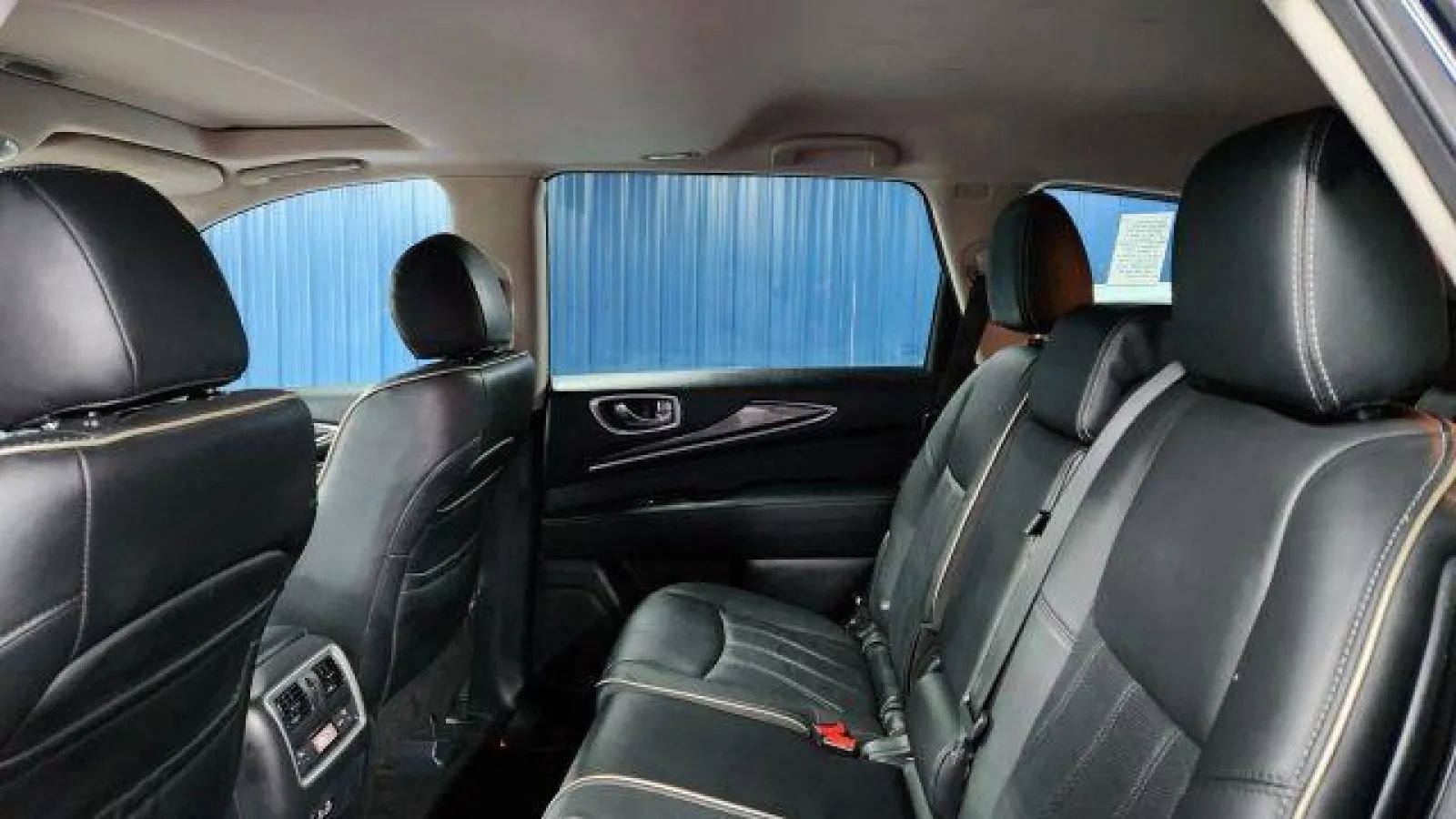 Used 2020 INFINITI QX60 Luxe w/ Essential Package image 24