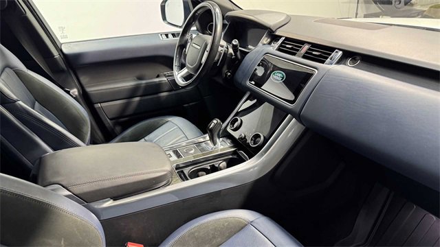 Used 2021 Land Rover Range Rover Sport HSE Dynamic image 14