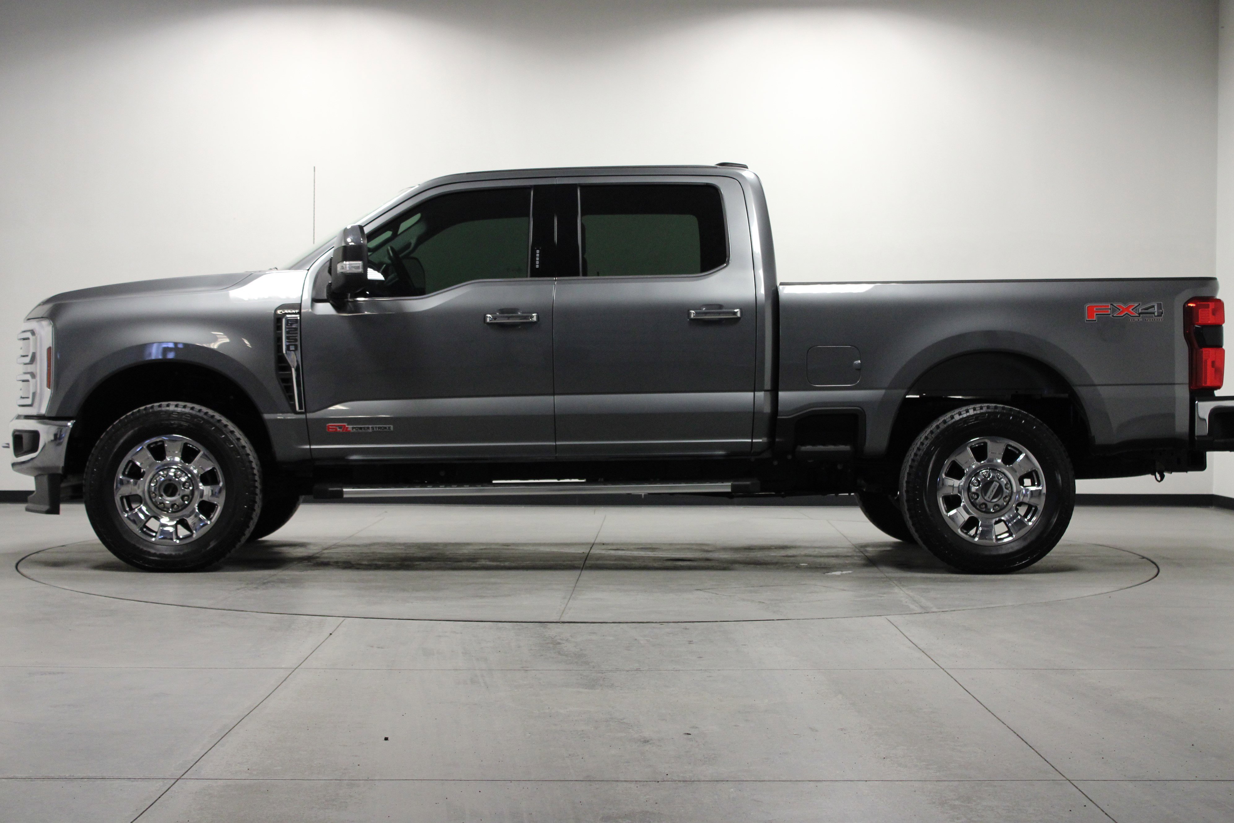 Used 2024 Ford F250 Lariat w/ Chrome Package image 7