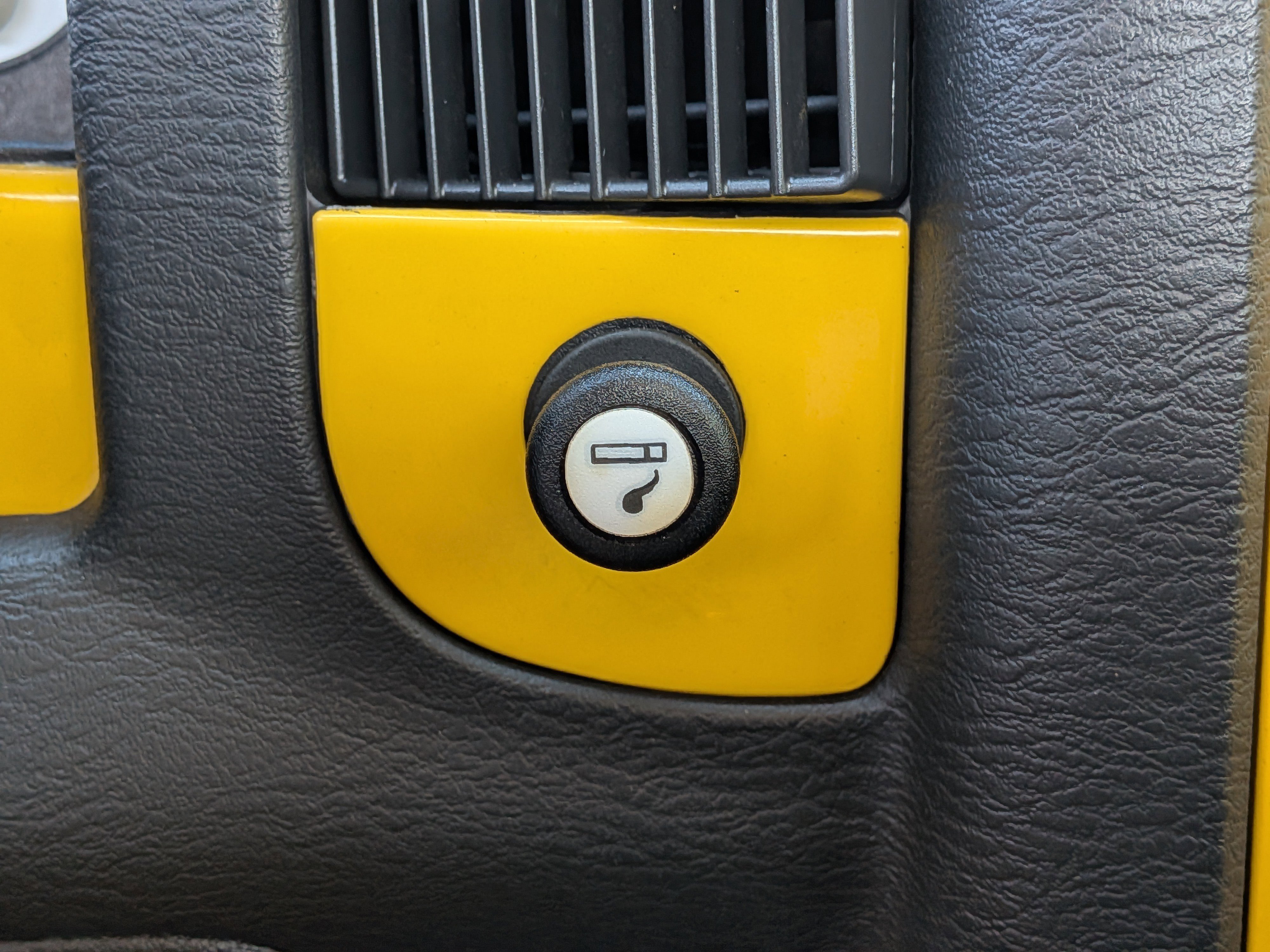 Used 2005 Dodge Ram 1500 Truck SLT w/ Rumblebee Group image 26