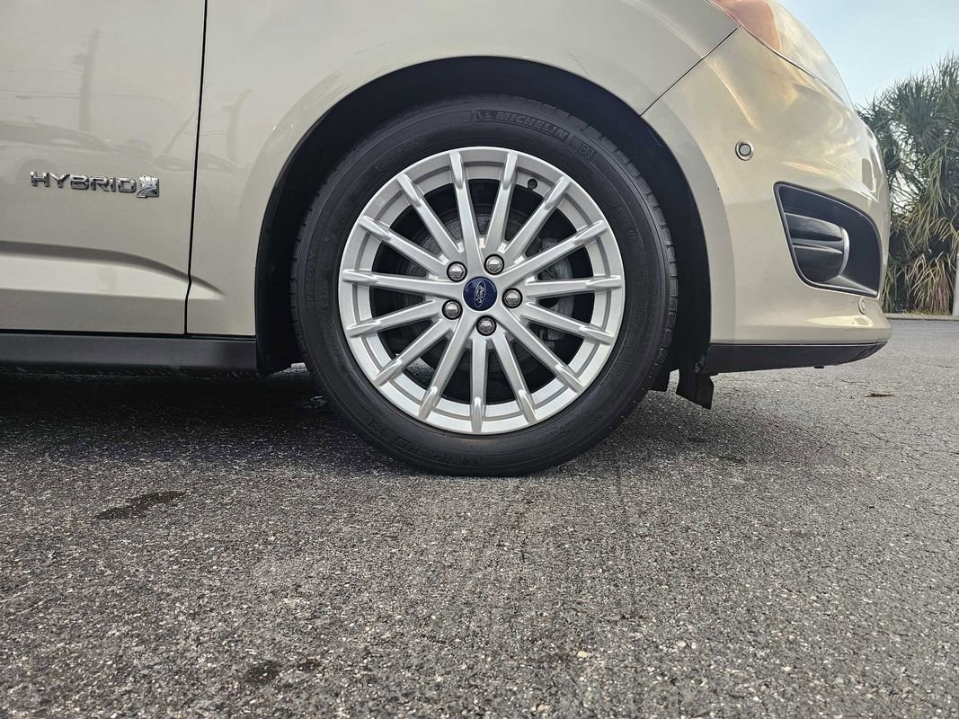 Used 2015 Ford C-MAX SEL w/ Equipment Group 303A image 18