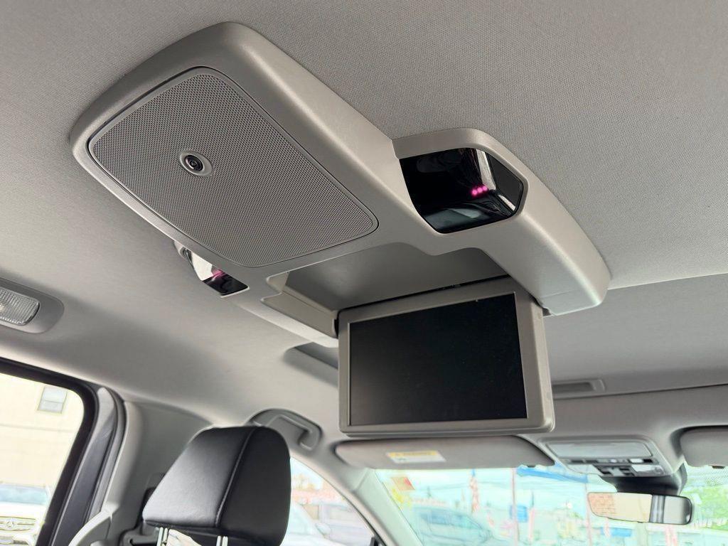 Used 2023 Honda Odyssey Touring image 20