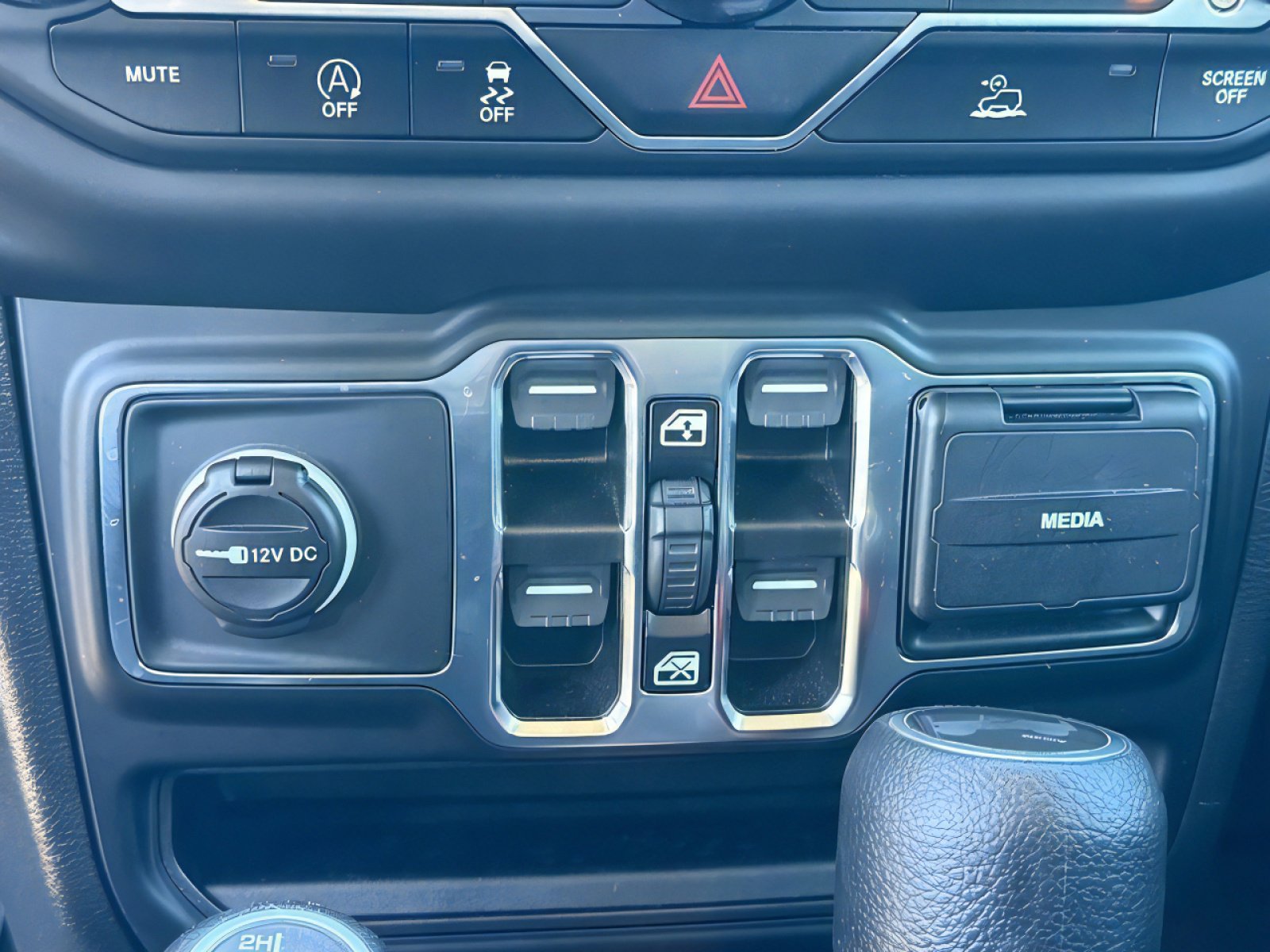 Used 2021 Jeep Wrangler Unlimited Sport image 23