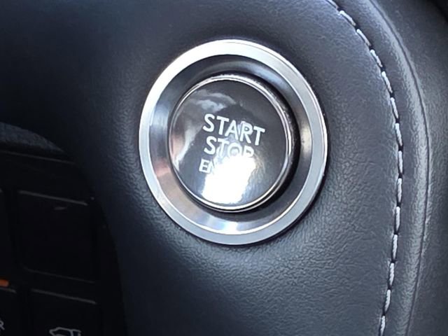 Used 2019 Lexus LX 570 4WD w/ Luxury Package image 23