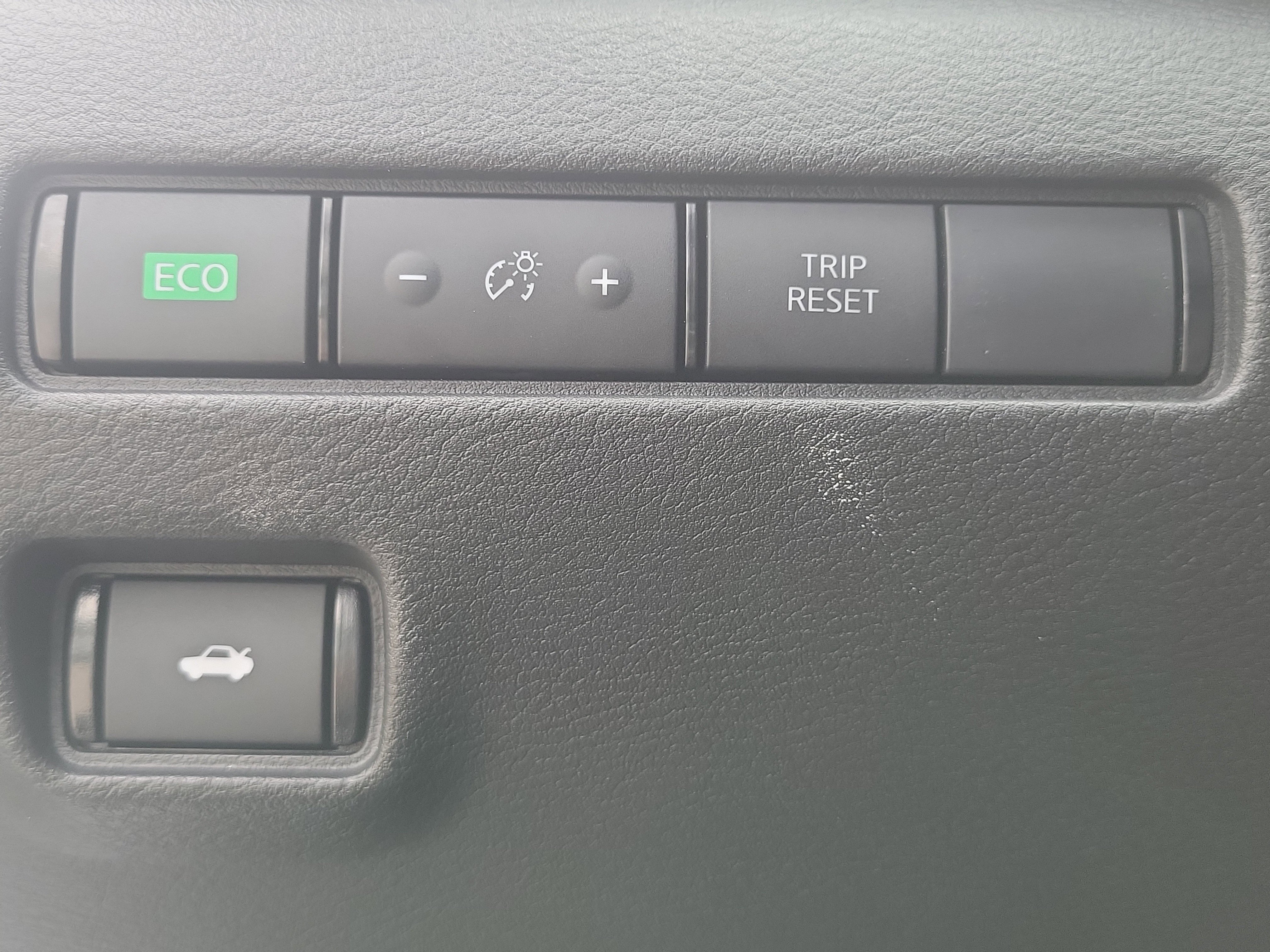 Certified 2025 Nissan Sentra S FWD image 31