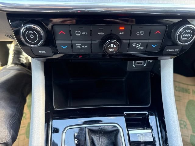 Used 2023 Jeep Compass Limited w/ Sun and Sound Group AWD/4WD image 26