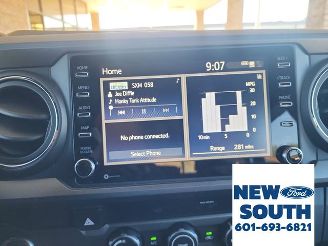 Used 2020 Toyota Tacoma TRD Sport image 13