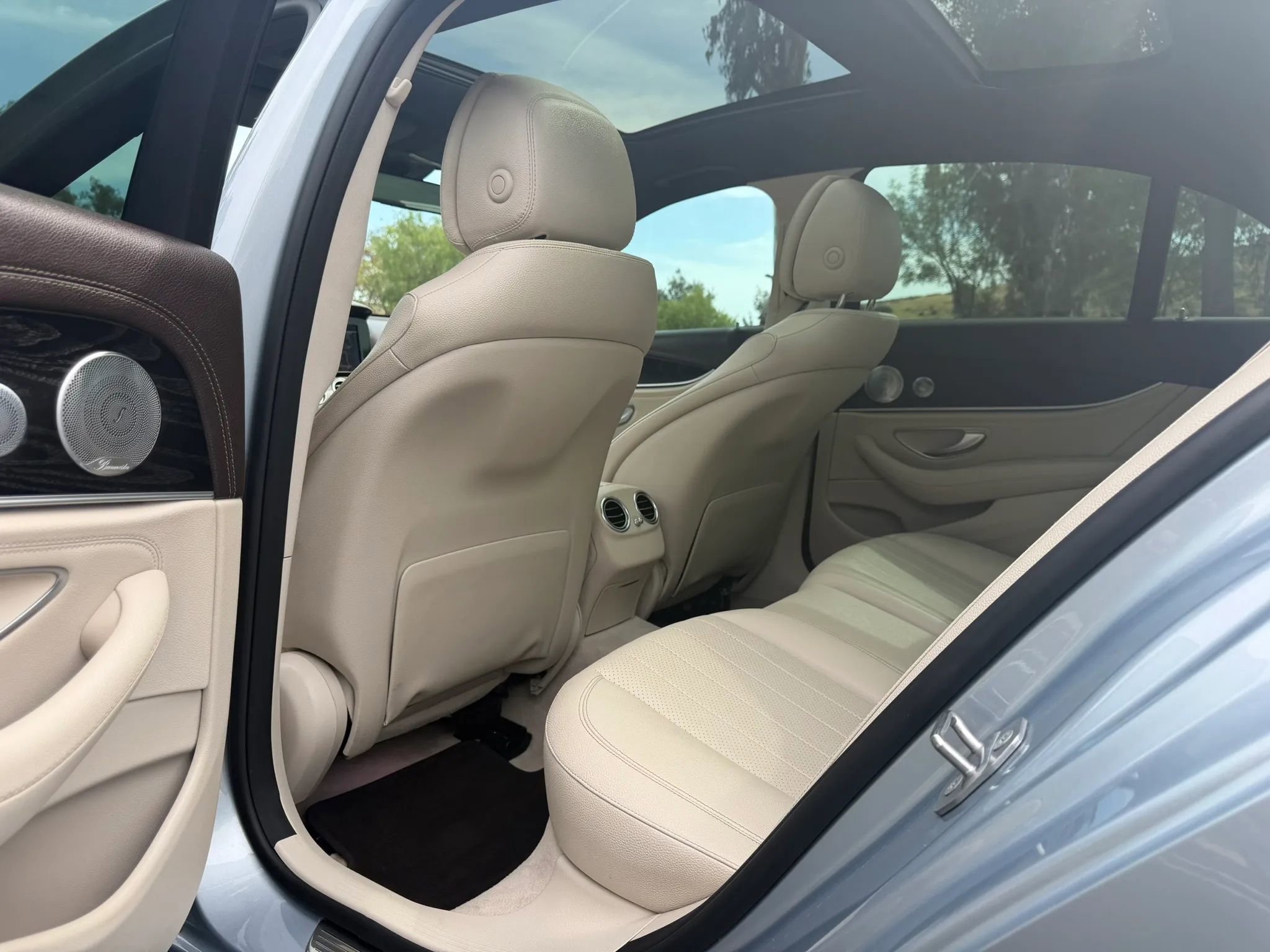 Used 2017 Mercedes-Benz E 300 image 13