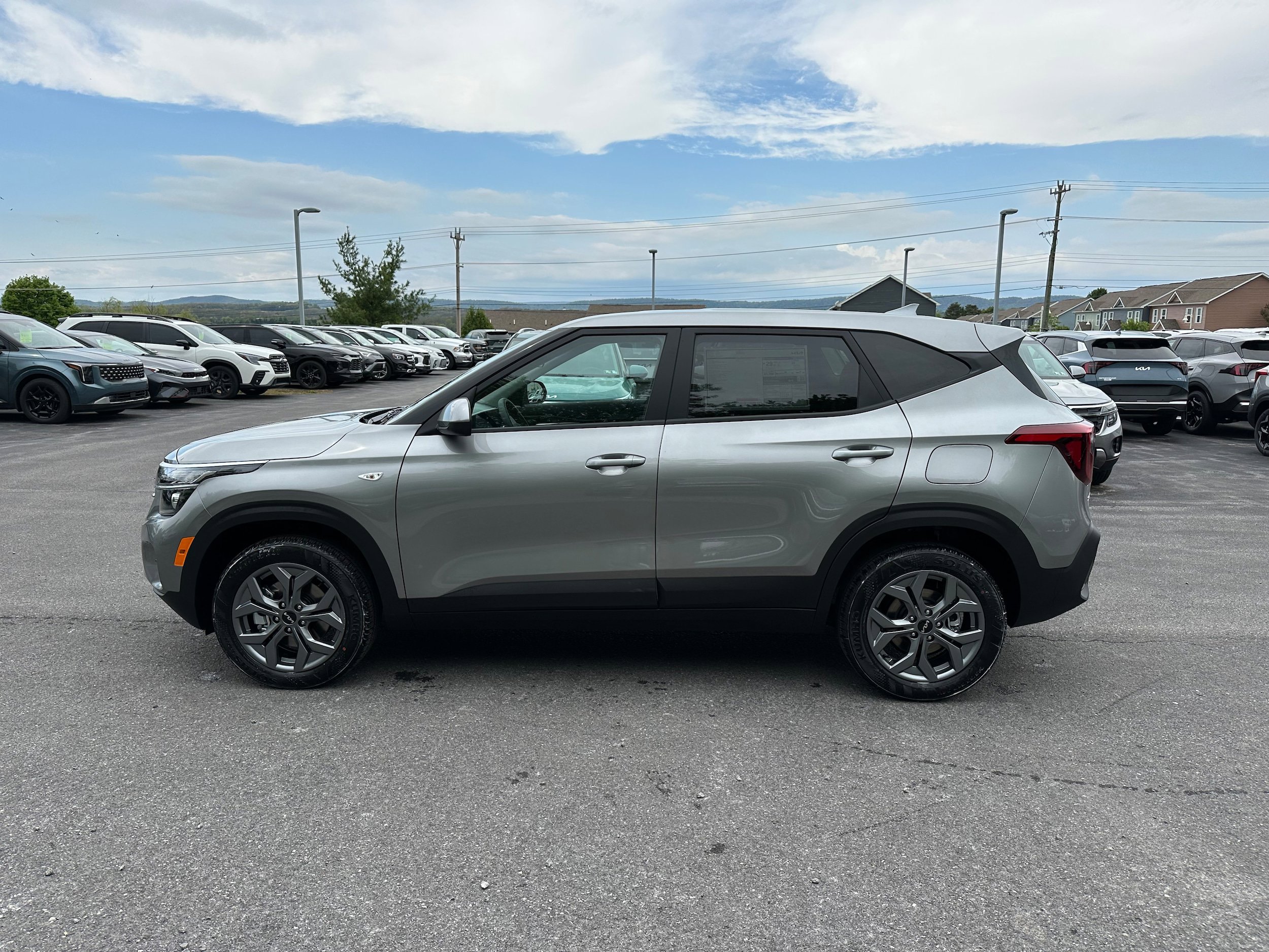New 2026 Kia Seltos LX AWD/4WD image 8