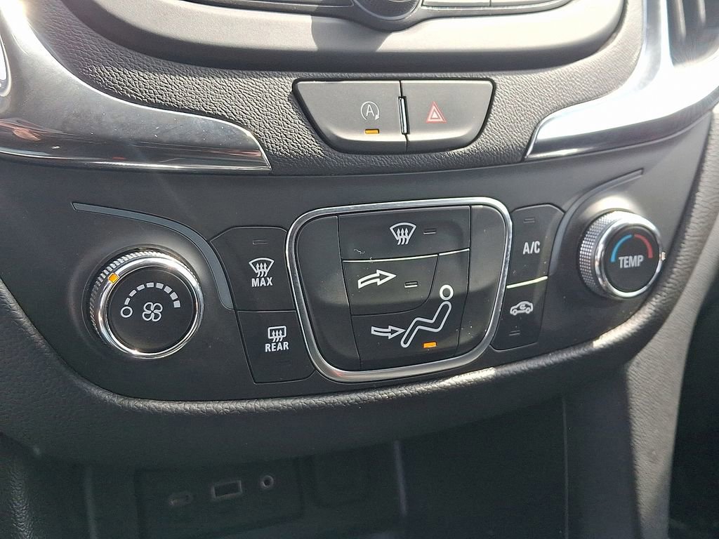 Used 2023 Chevrolet Equinox LT image 16