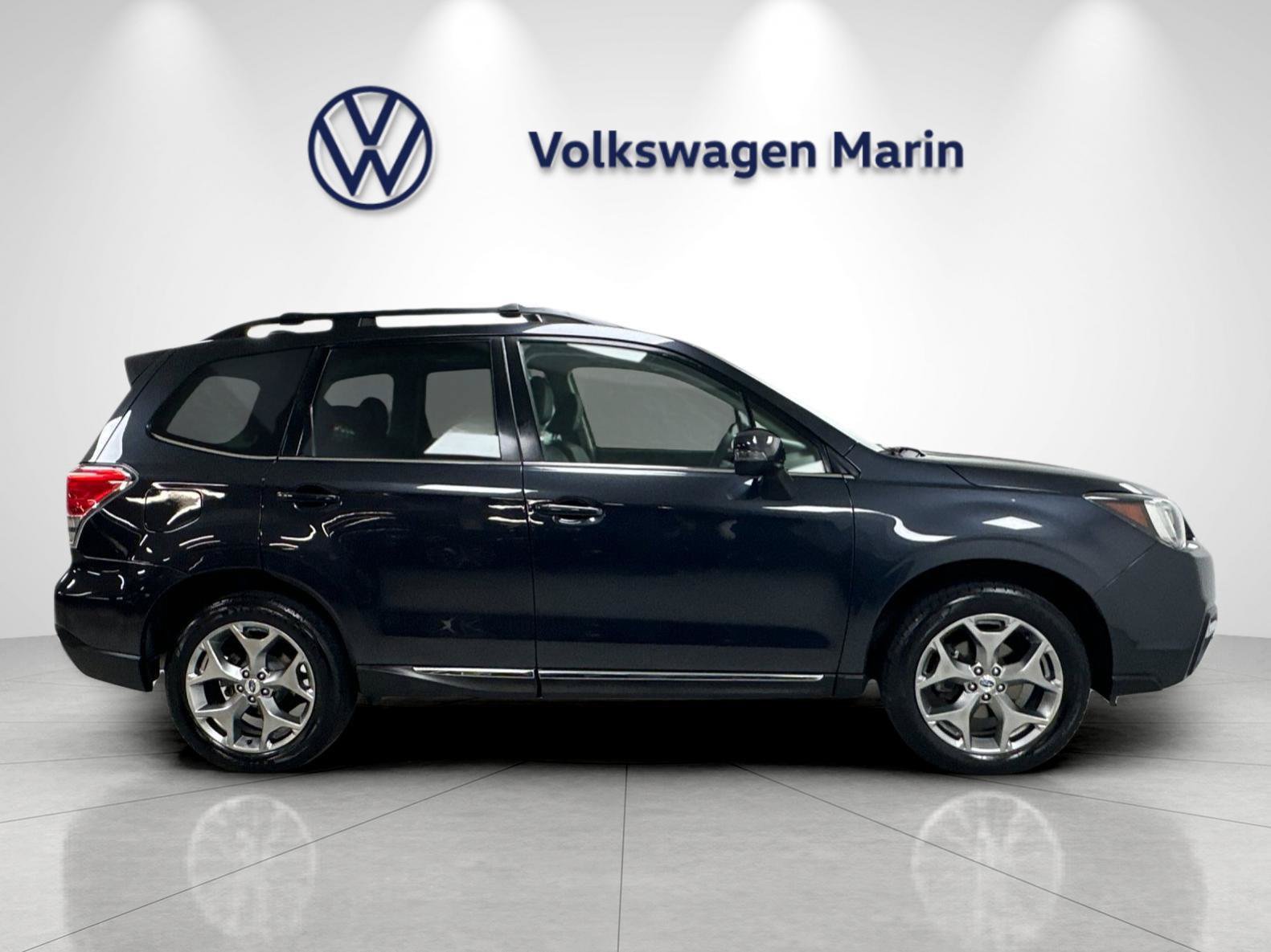 Used 2018 Subaru Forester 2.5i Touring AWD/4WD image 6