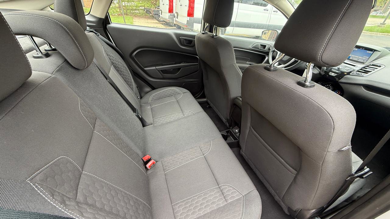 Used 2019 Ford Fiesta SE w/ Equipment Group 201A FWD image 19