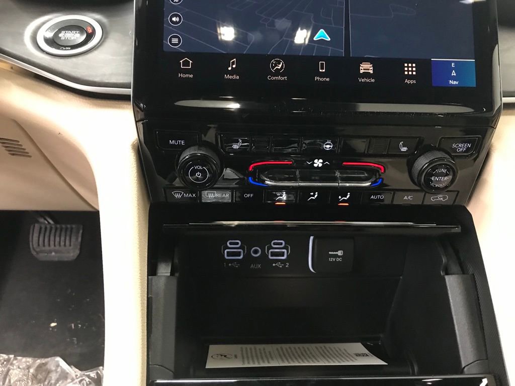 New 2025 Jeep Grand Cherokee L Limited image 25