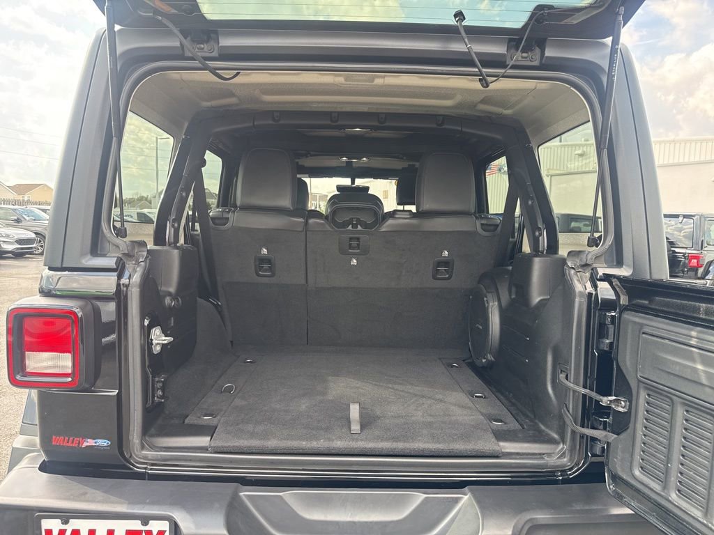 Used 2021 Jeep Wrangler Unlimited Rubicon w/ Uconnect 4C Nav & Sound Group image 47