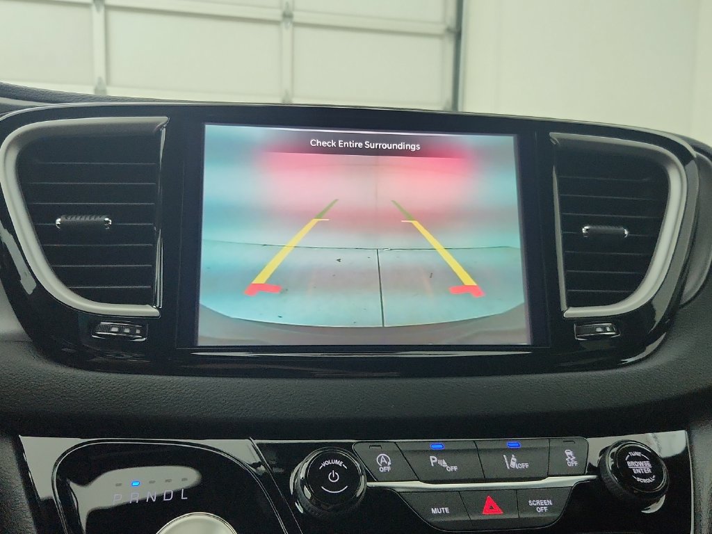 New 2027 Chrysler Pacifica LX FWD image 24