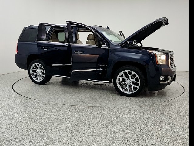 Used 2020 GMC Yukon Denali w/ Open Road Package AWD/4WD image 10