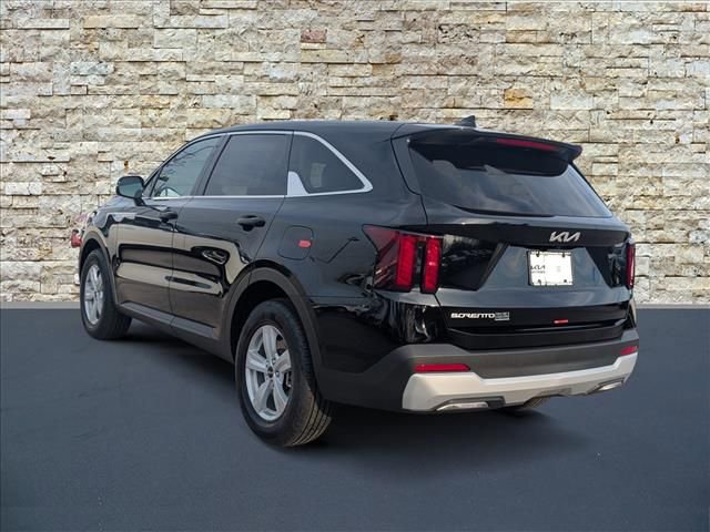 New 2026 Kia Sorento LX image 3