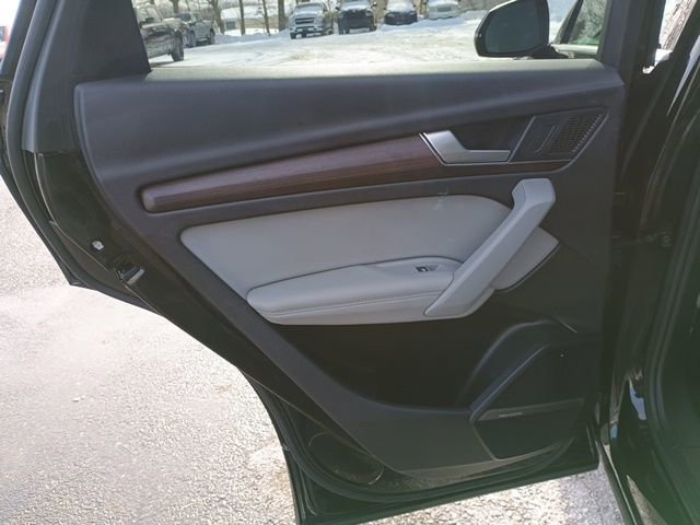 Used 2023 Audi Q5 2.0T Premium Plus image 18