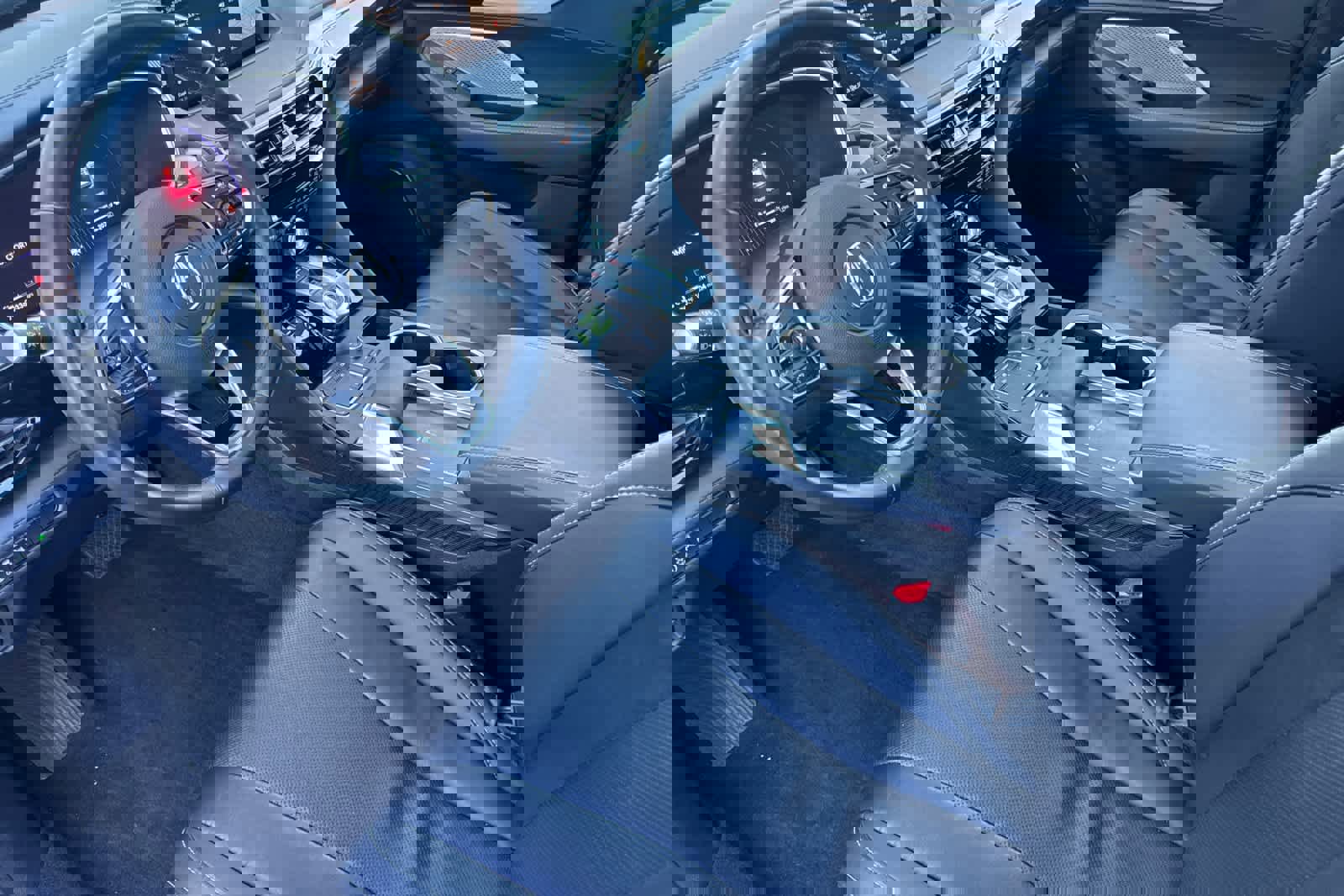 Used 2023 Acura MDX SH-AWD w/ Technology Package image 9