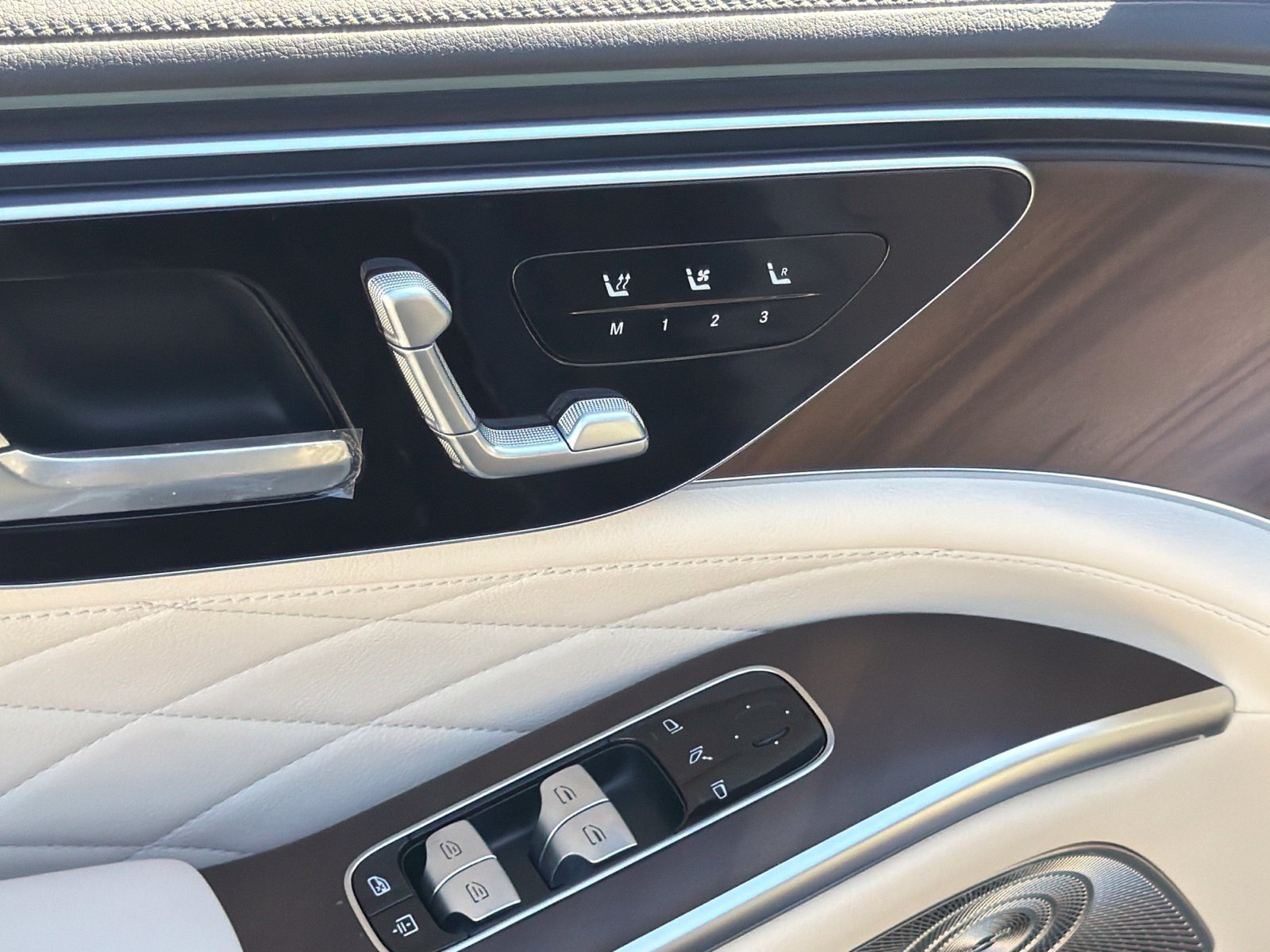 New 2027 Mercedes-Benz S 580 4MATIC Sedan image 19