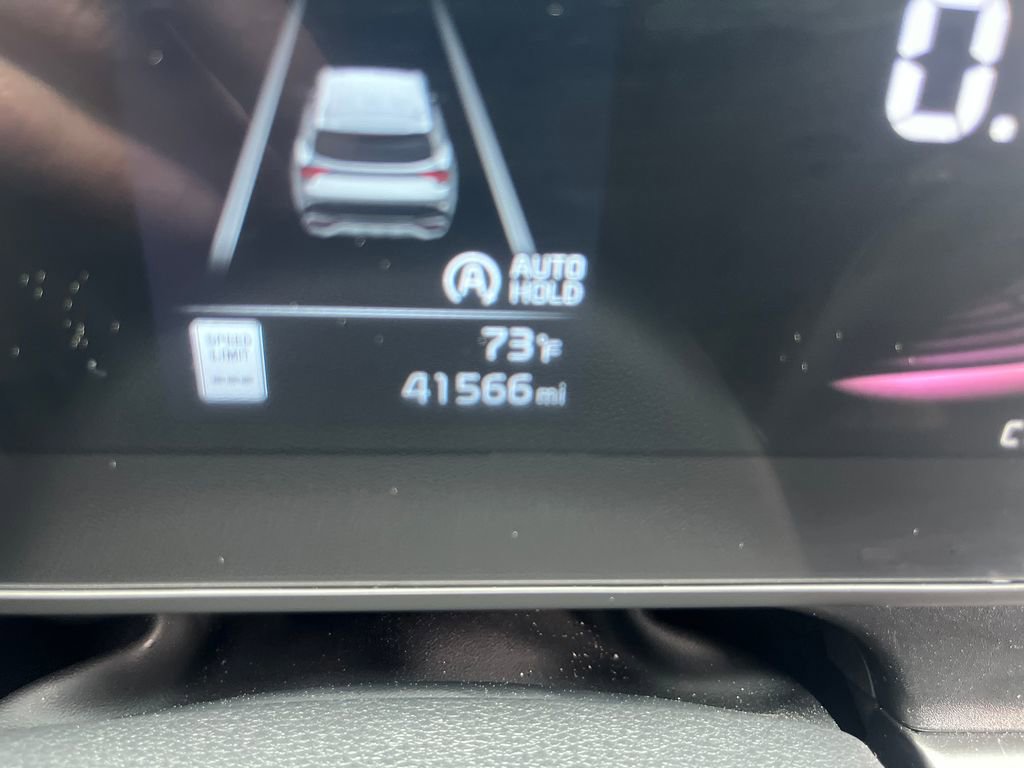 Used 2023 Kia Sportage EX image 18