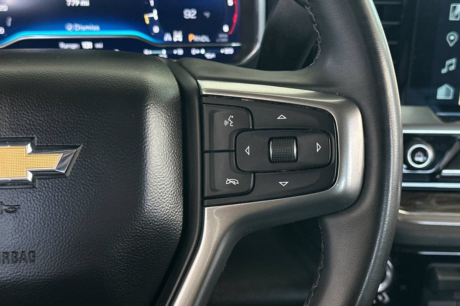 Used 2024 Chevrolet Silverado 3500 LT AWD/4WD image 32
