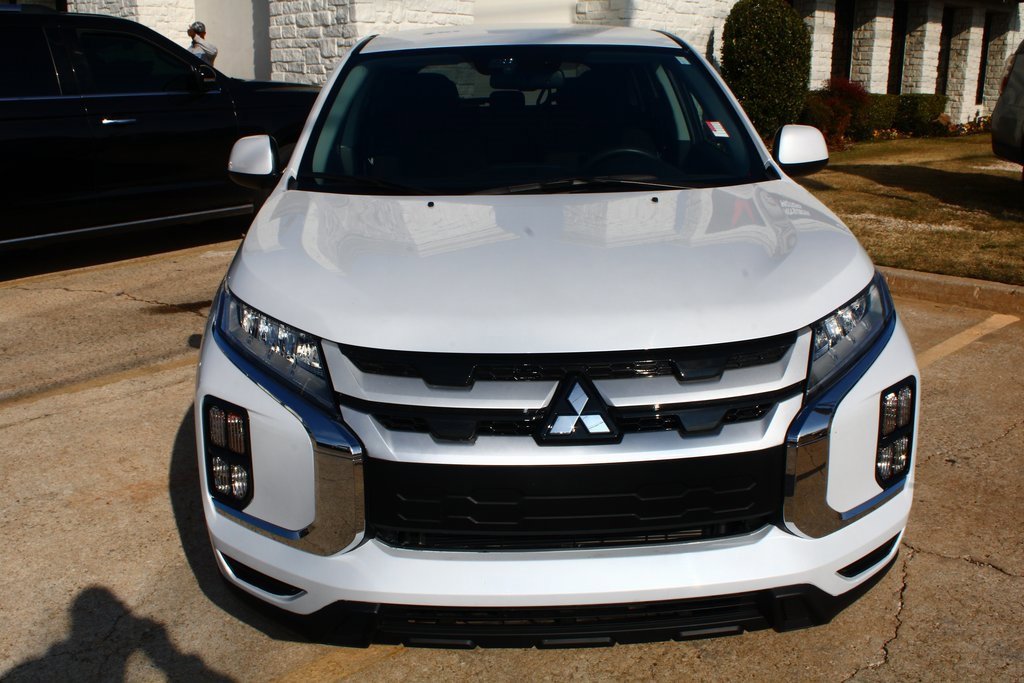 Used 2025 Mitsubishi Outlander Sport ES image 4