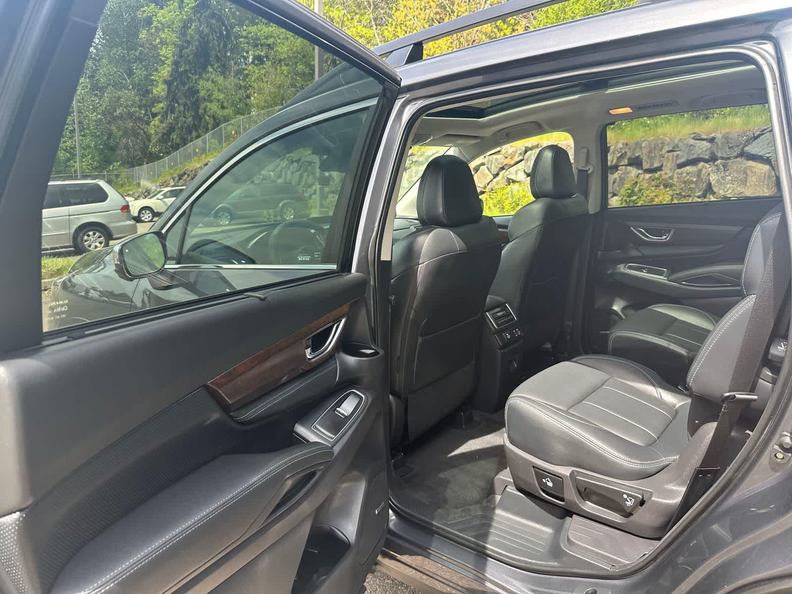 Certified 2023 Subaru Ascent Touring AWD/4WD image 11