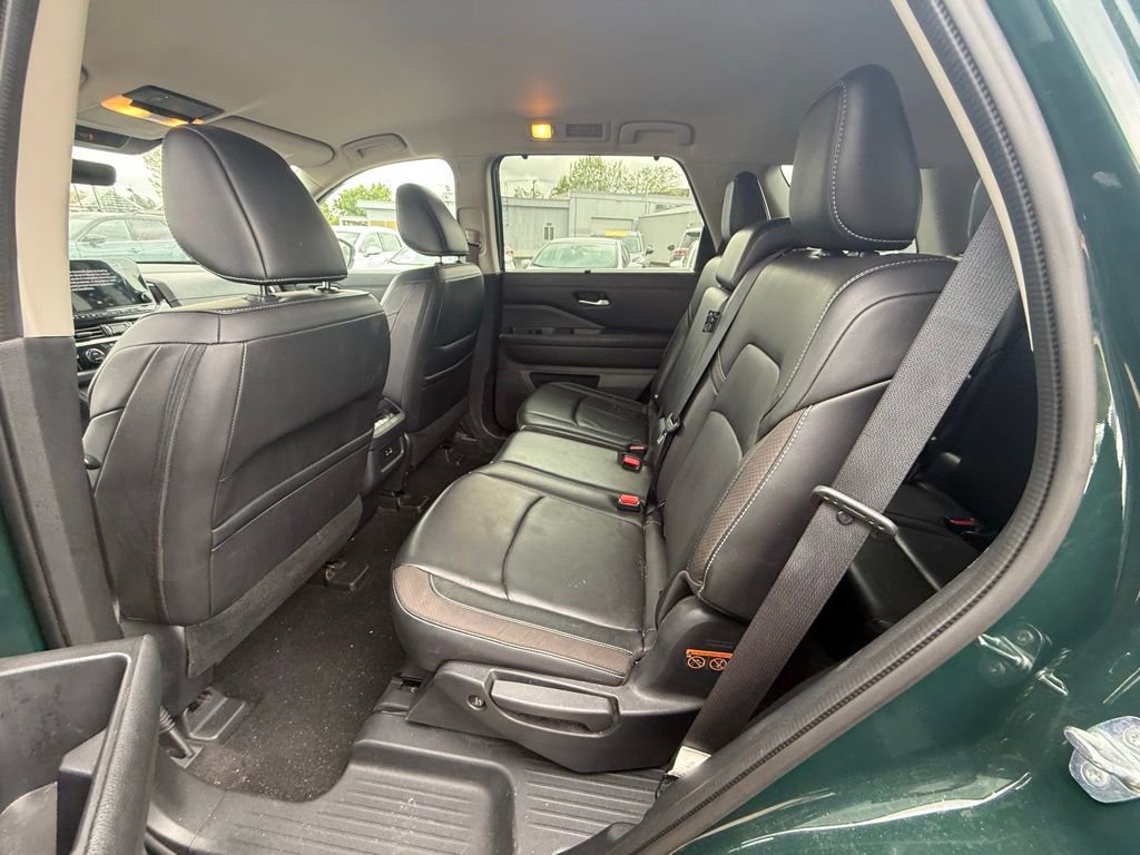 Used 2023 Nissan Pathfinder SL w/ Cargo Package AWD/4WD image 7