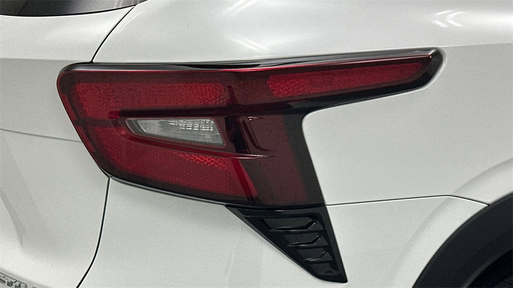 Used 2024 Chevrolet Trax ACTIV w/ Driver Confidence Package image 25