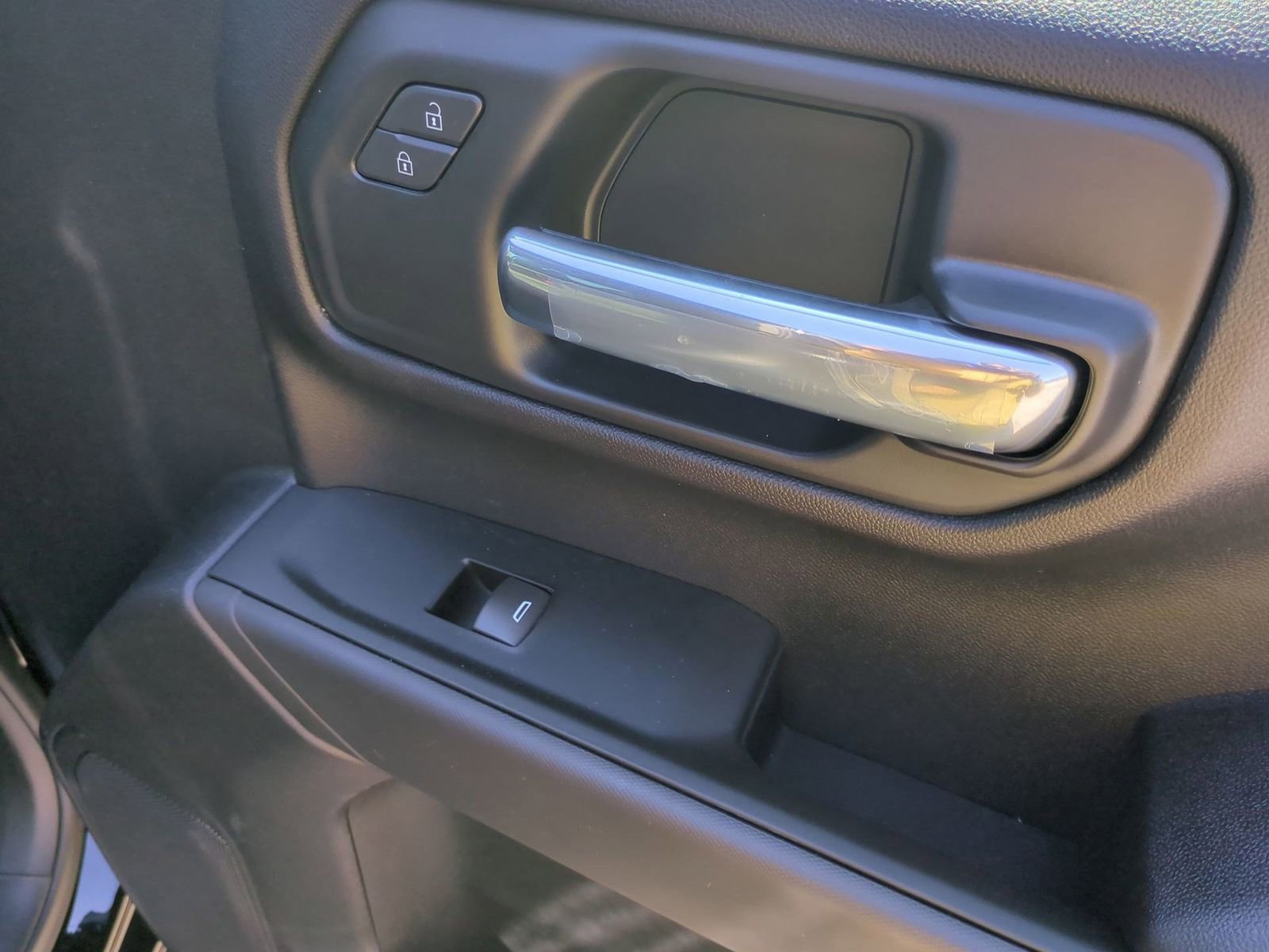 Certified 2026 Chevrolet Silverado 1500 Custom Trail Boss w/ LPO, Dark Essentials Package image 27