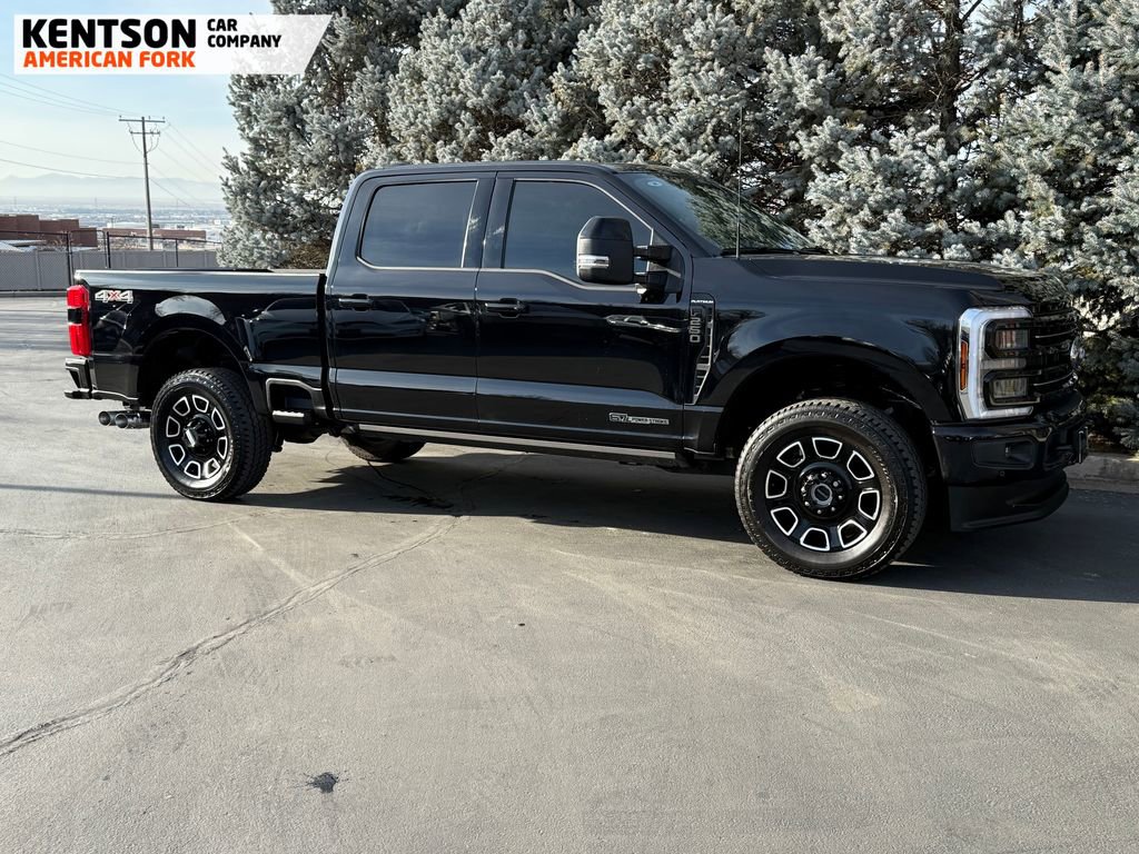 Used 2025 Ford F250 Platinum image 11