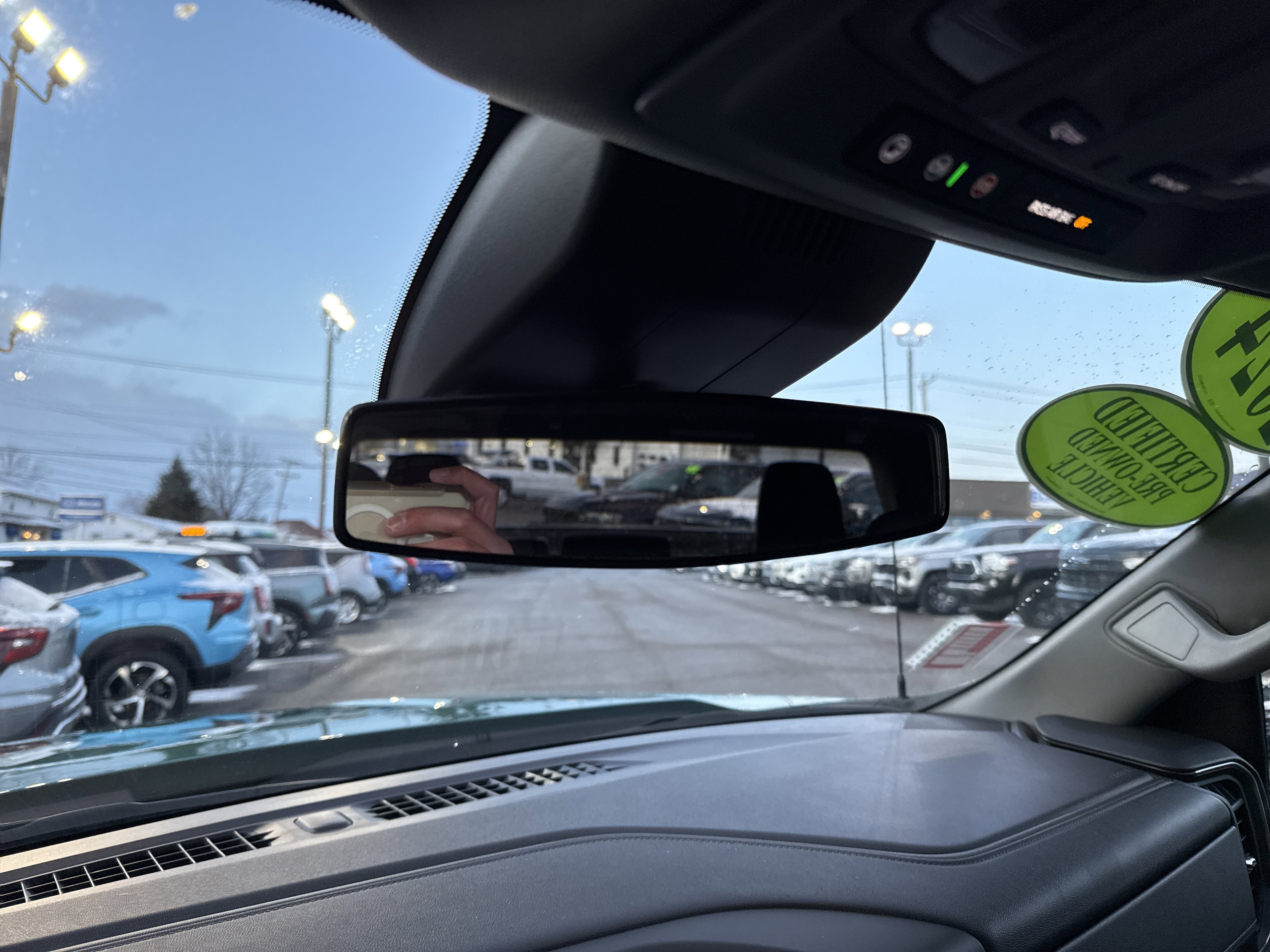 Used 2024 Chevrolet Silverado 1500 LT image 24
