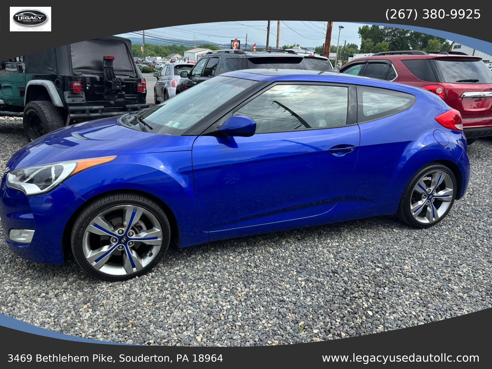 Used 2012 Hyundai Veloster w/ Style Pkg FWD image 3