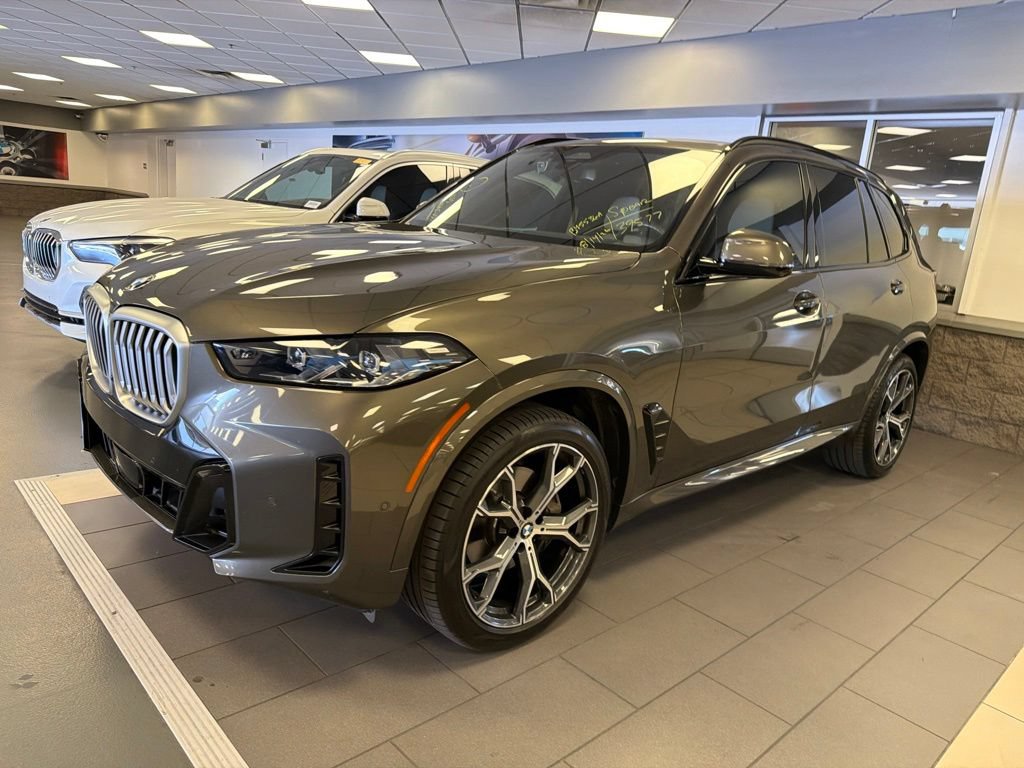 Certified 2024 BMW X5 sDrive40i w/ Executive Package RWD image 7