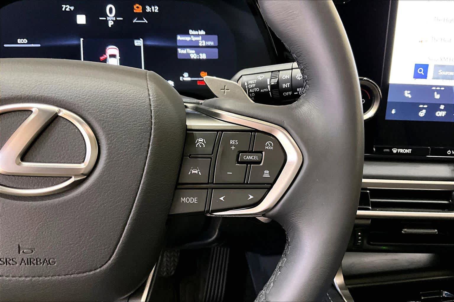 Used 2025 Lexus RX 350 FWD w/ Accessory Package image 23
