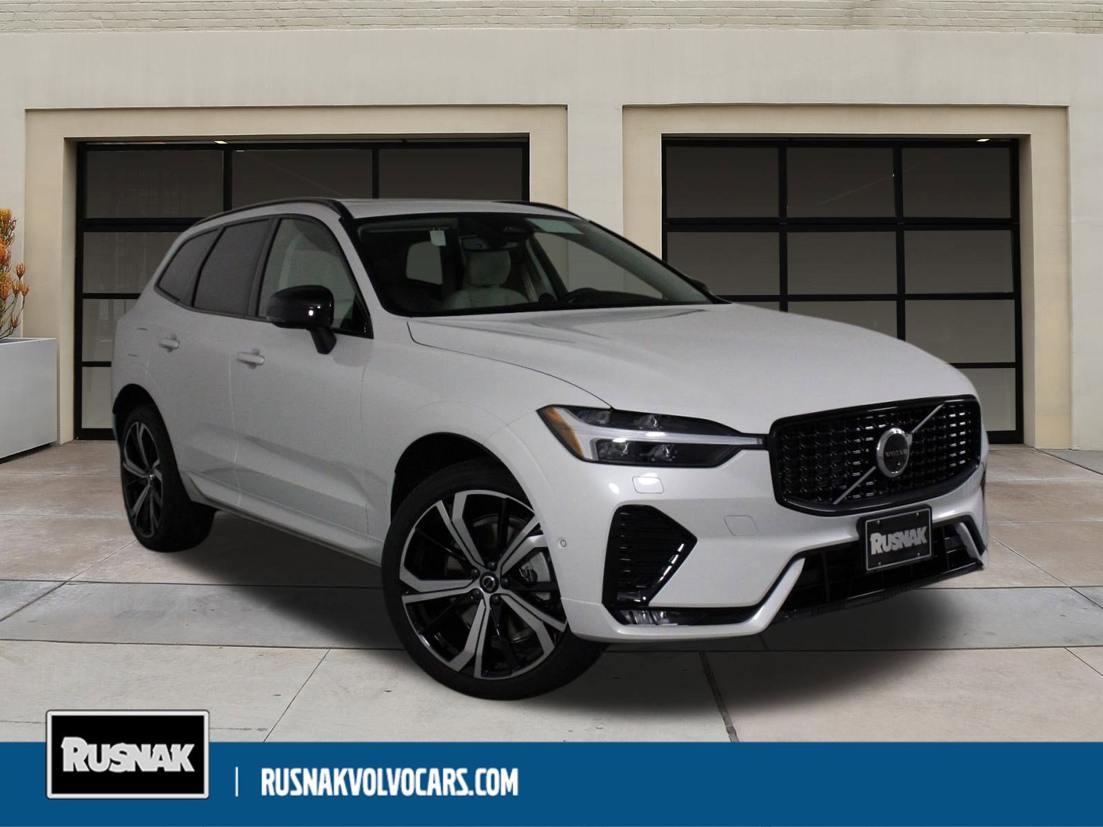 New 2025 Volvo XC60 B5 Ultra w/ Protection Package Premier
