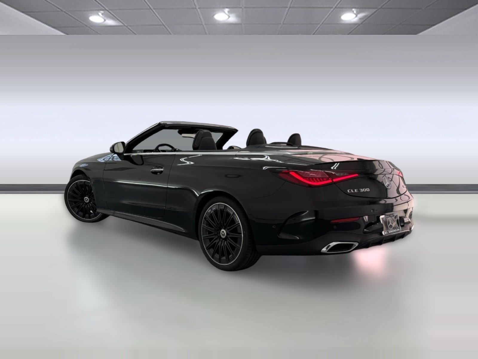 New 2027 Mercedes-Benz CLE 300 4MATIC Cabriolet image 3