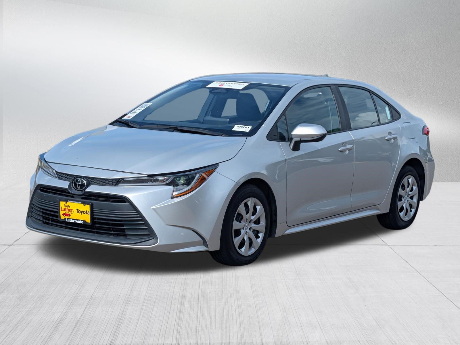 Certified 2024 Toyota Corolla LE FWD image 3