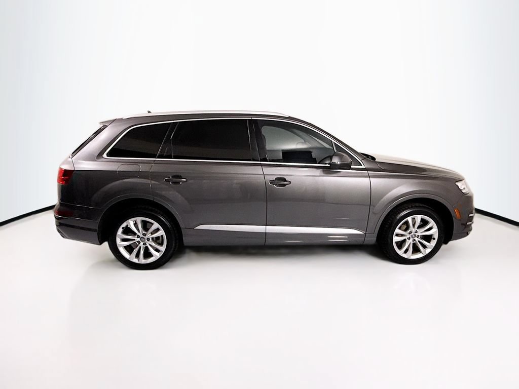 Used 2019 Audi Q7 2.0T Premium AWD/4WD image 4