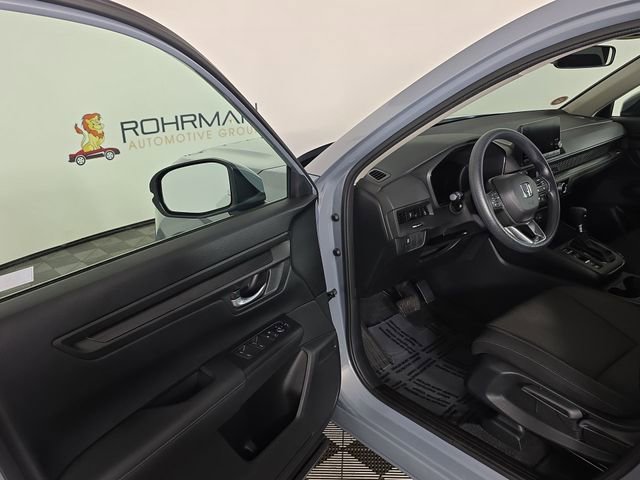 Used 2023 Honda CR-V LX image 17