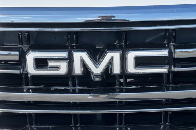 Used 2021 GMC Yukon SLT w/ Rear Media and Nav Package image 39