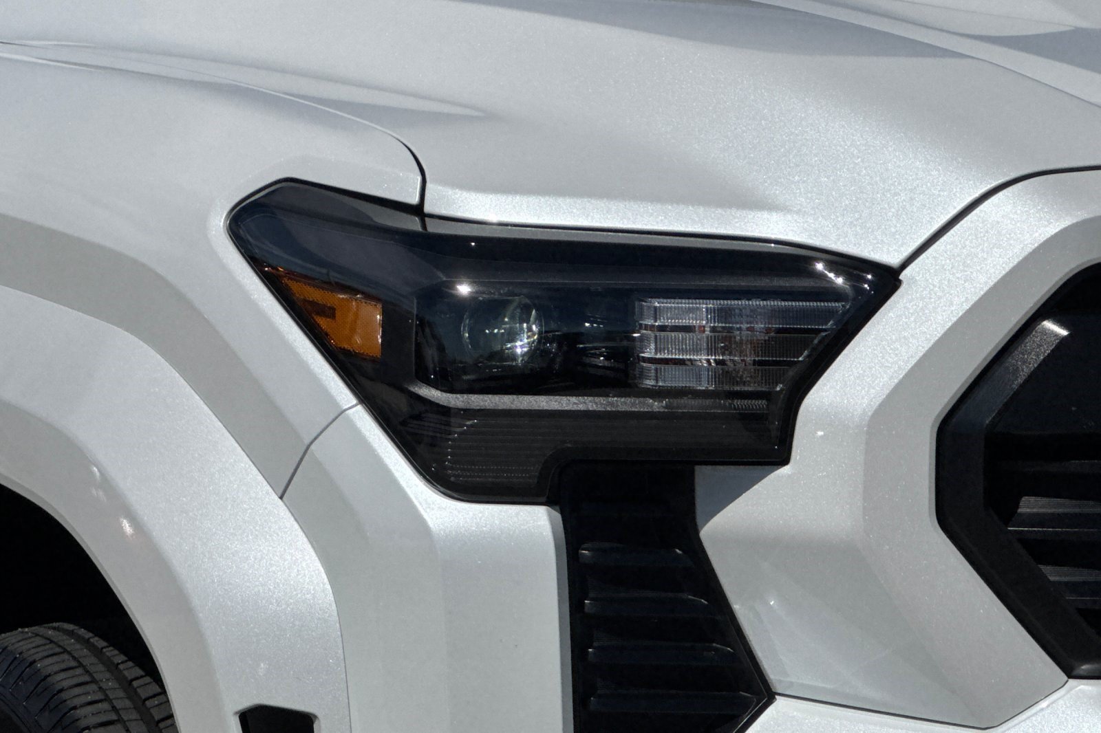 Certified 2025 Toyota Tacoma TRD Sport AWD/4WD image 12