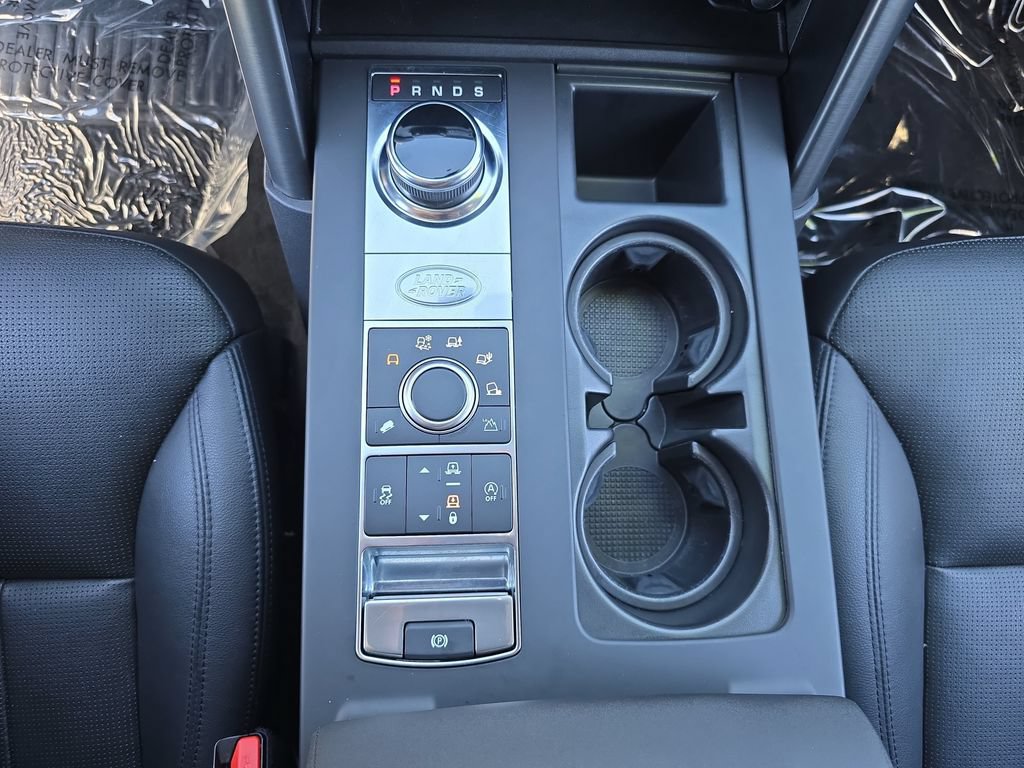 Used 2020 Land Rover Discovery Landmark AWD/4WD image 30
