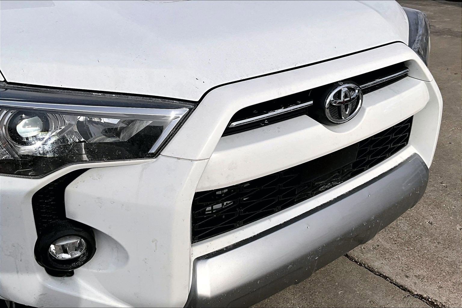 Used 2024 Toyota 4Runner TRD Off-Road Premium AWD/4WD image 31