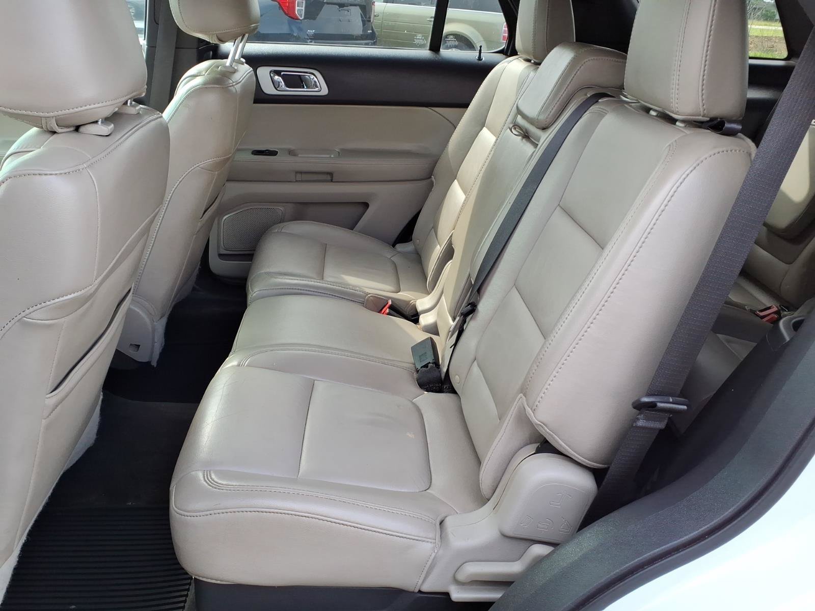 Used 2012 Ford Explorer Limited w/ Class III Trailer Tow Pkg AWD/4WD image 9