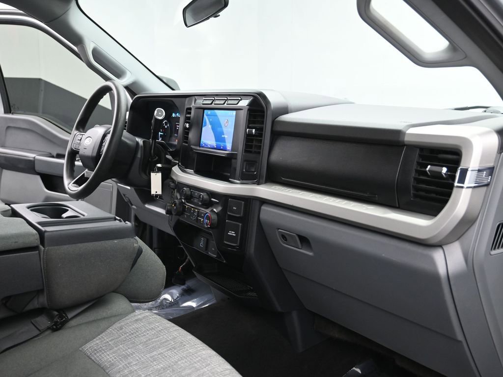 Used 2024 Ford F350 XLT image 24